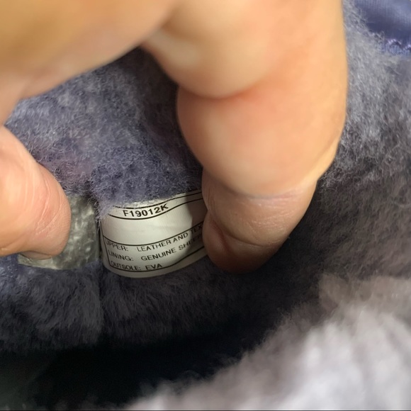 Ugg Perfect Soft Purple Mid Calf Sheepskin Sequin Fur Lined Boots - Picture 9 of 12